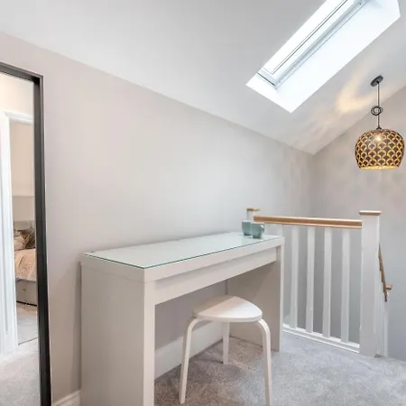 2 Bed In Skelton-in-cleveland Oc-o32565 펜션 *